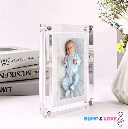 BumpAndLove™ - Digital Frame